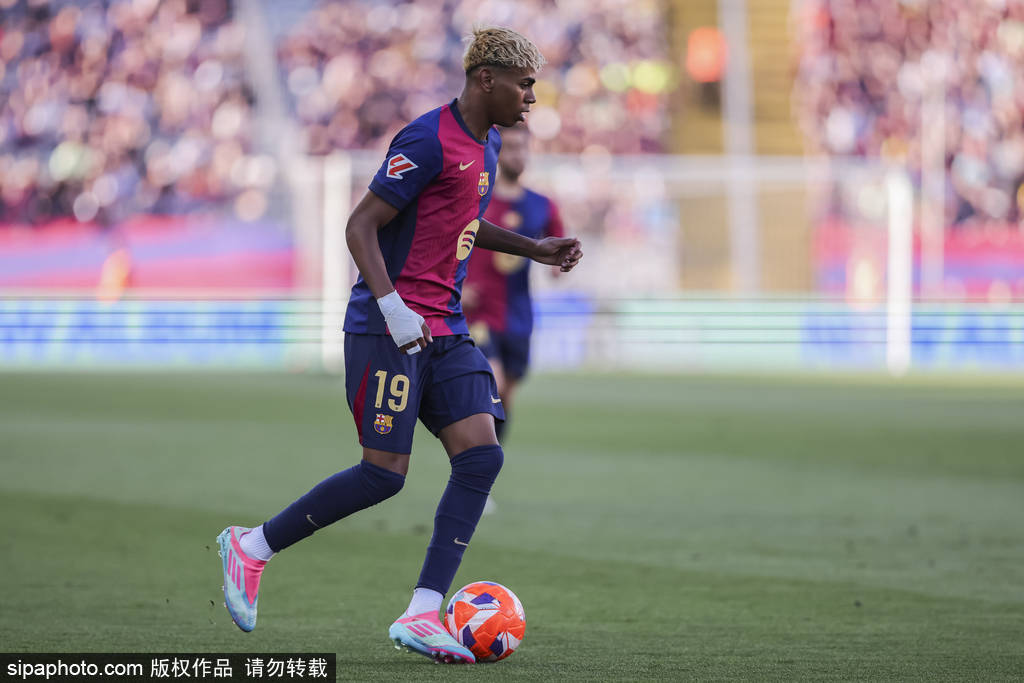 砸锅卖铁也要买？德科孤注一掷再追利物浦飞翼，巴萨复兴的最后一块拼图？